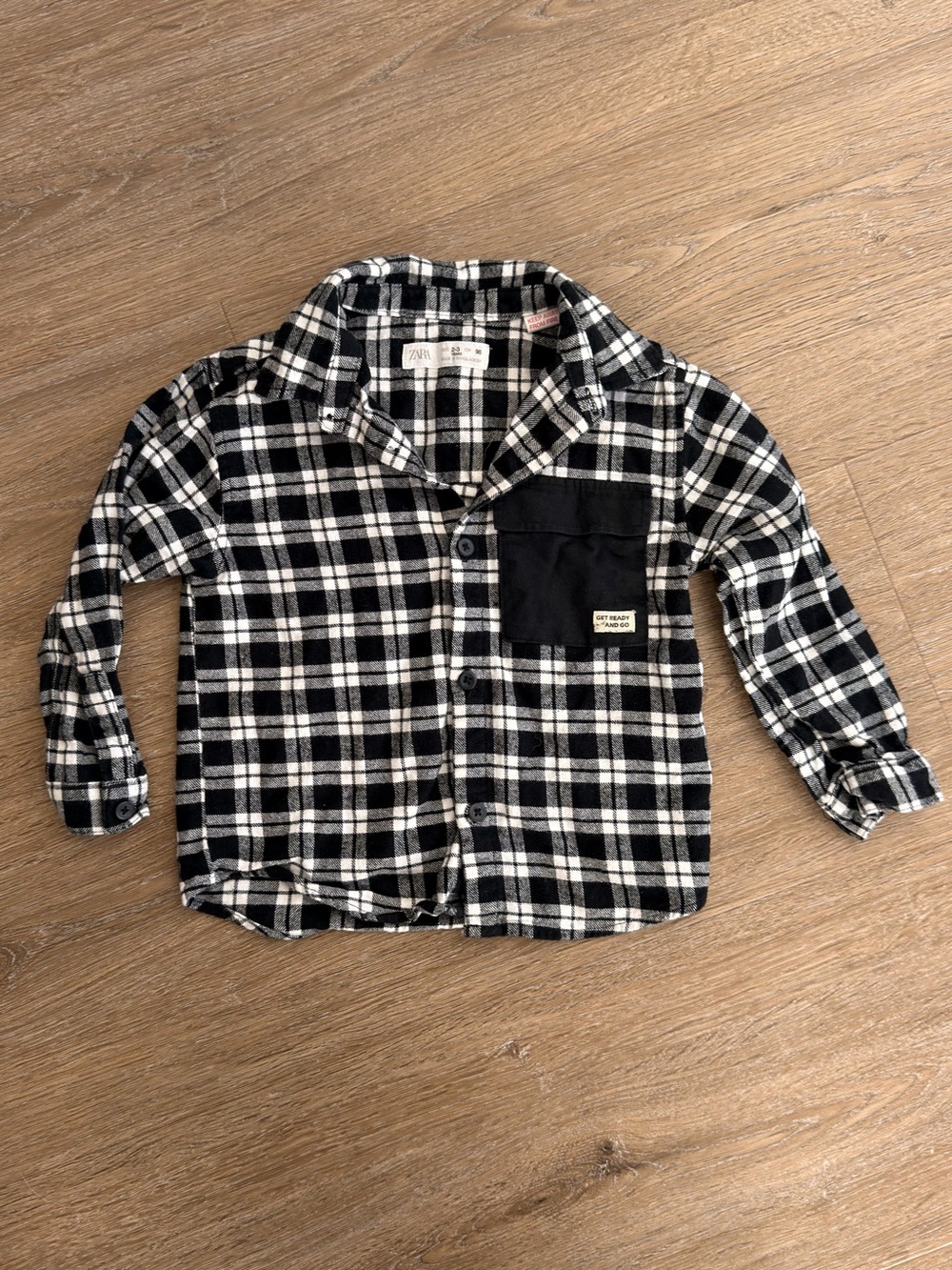 Zara Black and White Plaid Button-Down Shirt with Contrast Pocket